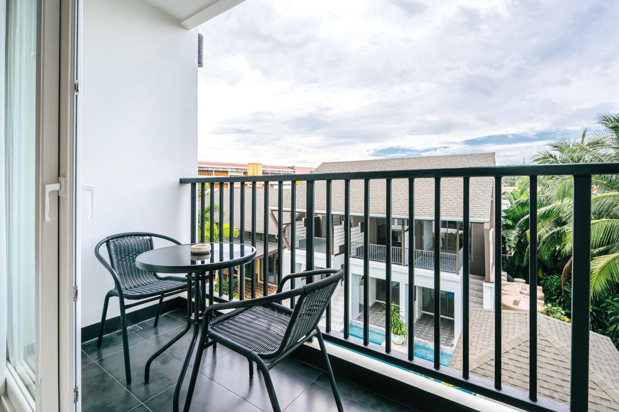 Vivace Hotel Pantai Kamala Luaran gambar