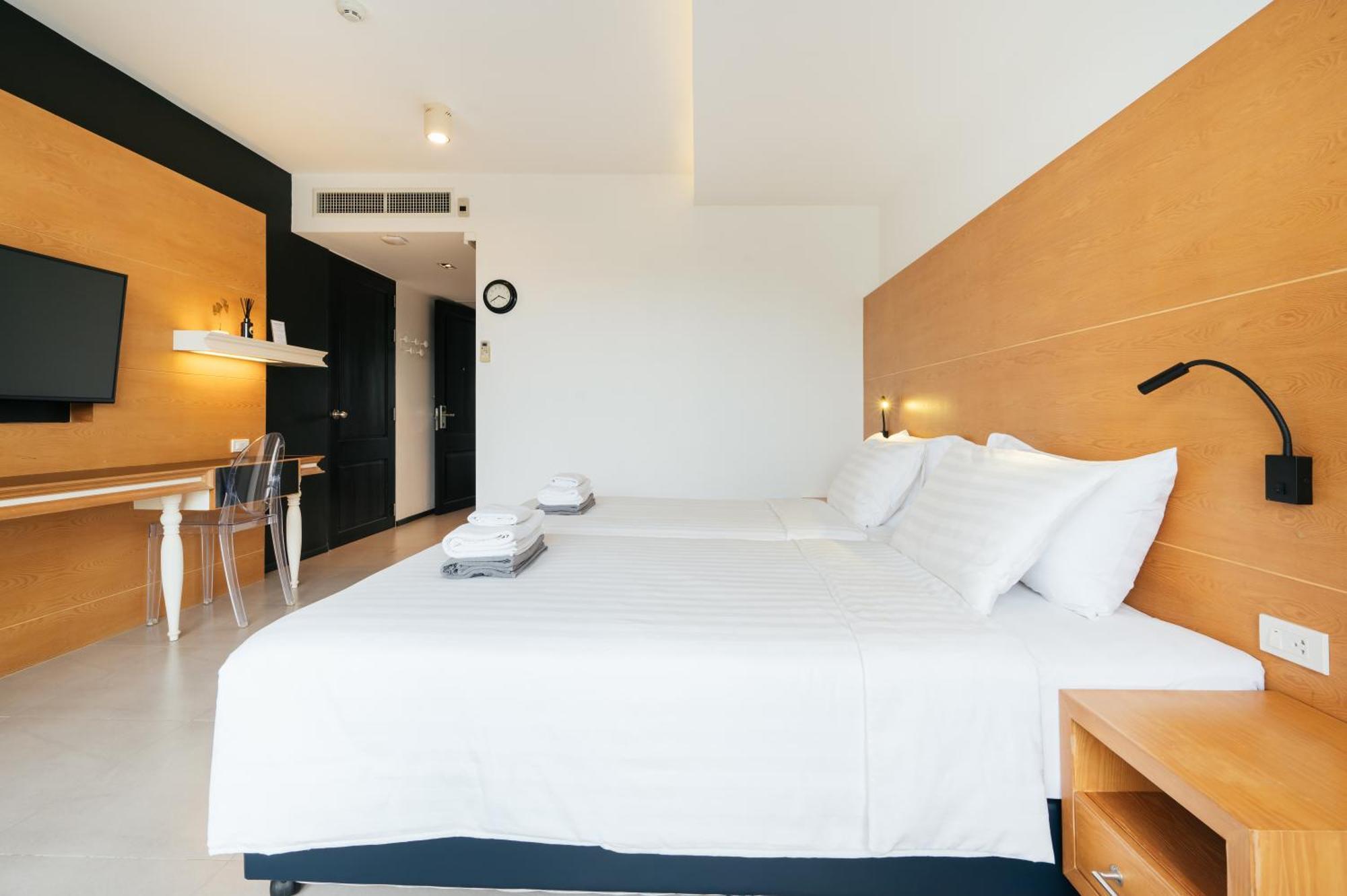 Vivace Hotel Pantai Kamala Luaran gambar