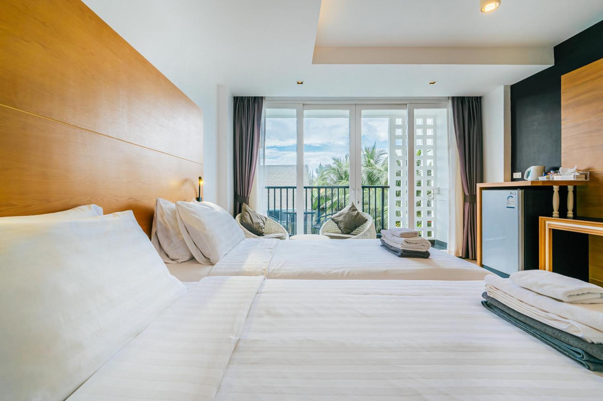 Vivace Hotel Pantai Kamala Luaran gambar