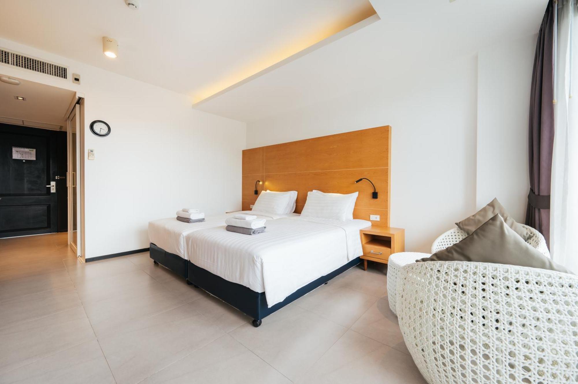 Vivace Hotel Pantai Kamala Luaran gambar