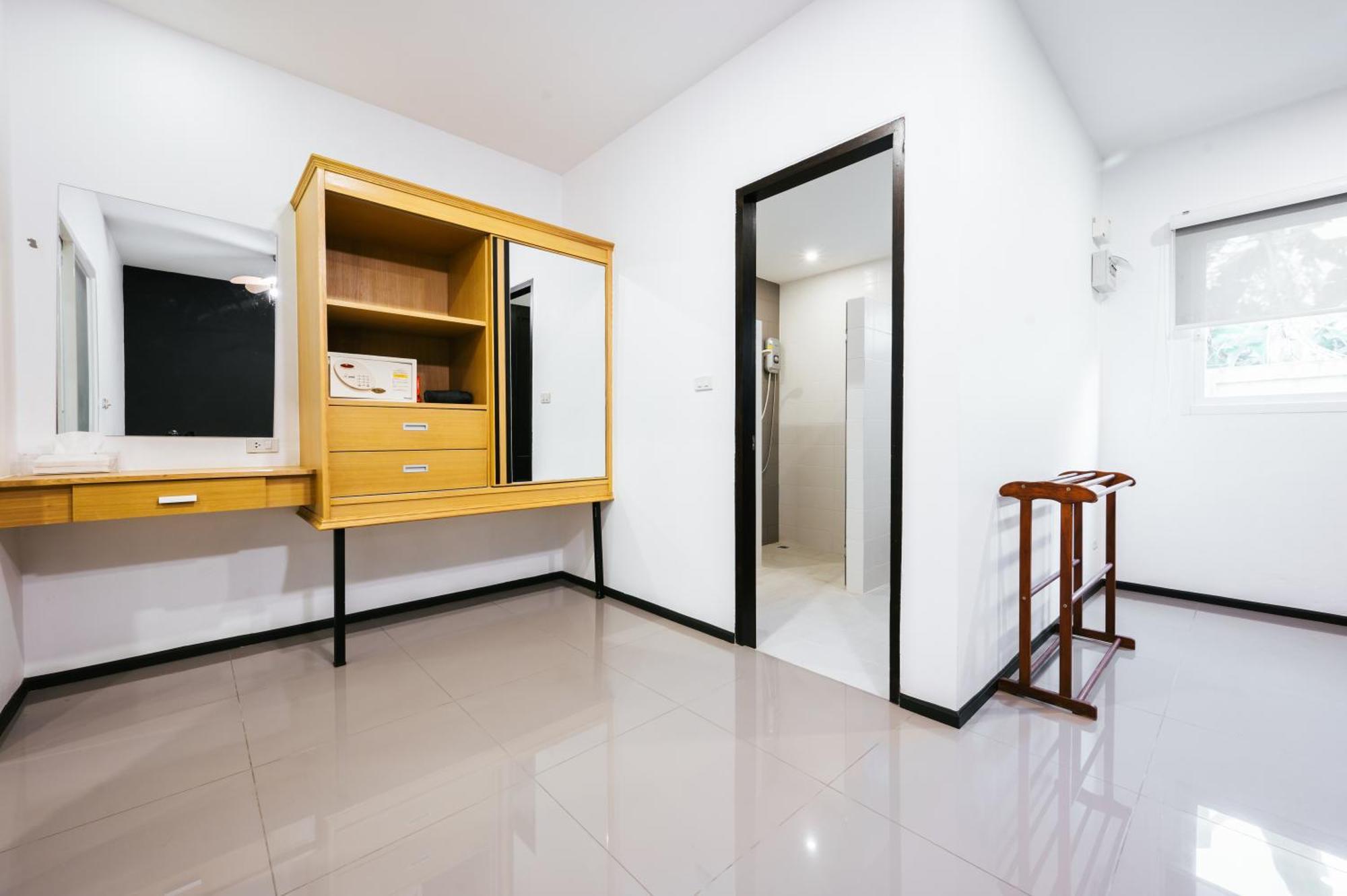 Vivace Hotel Pantai Kamala Luaran gambar