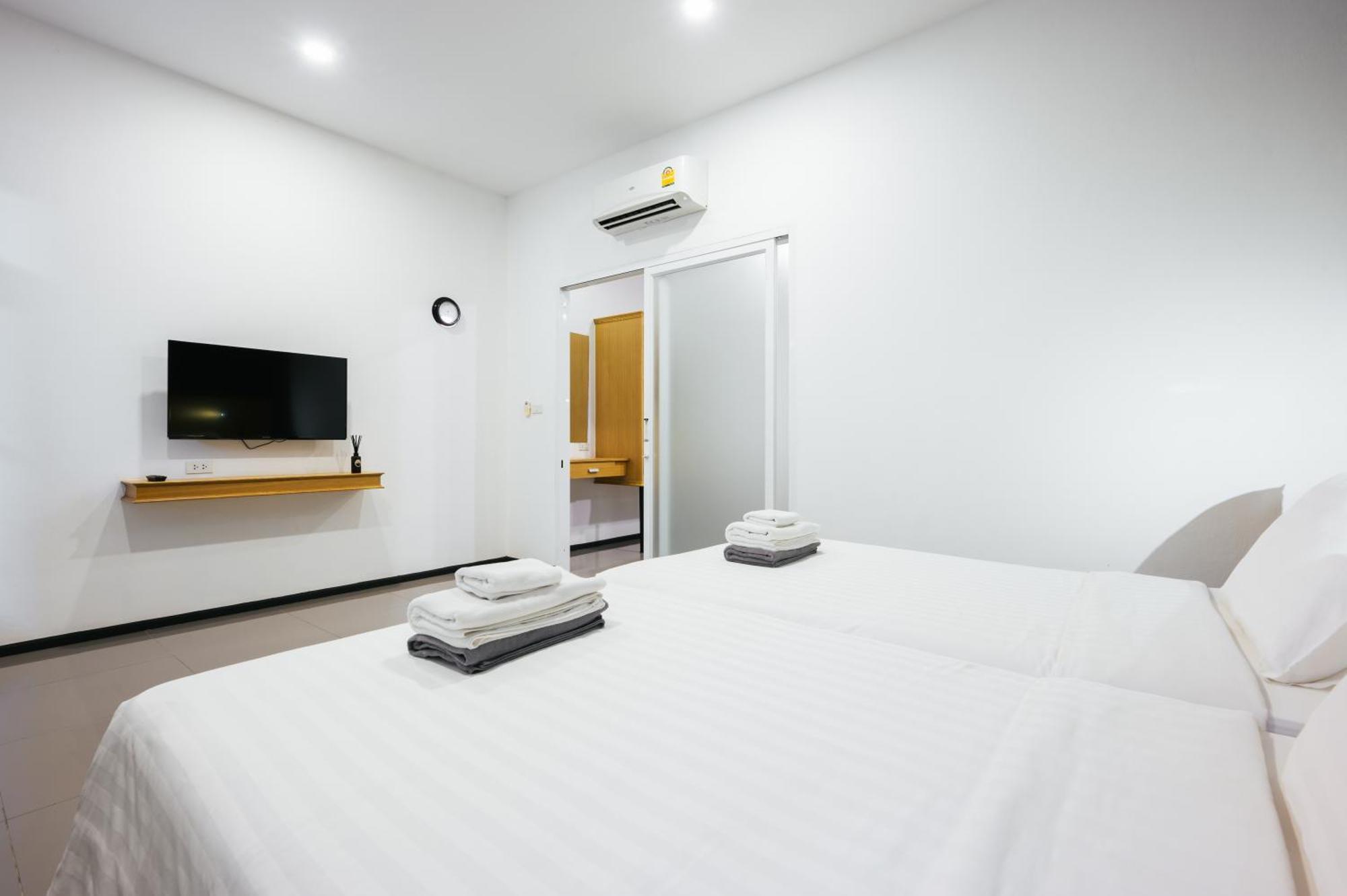 Vivace Hotel Pantai Kamala Luaran gambar